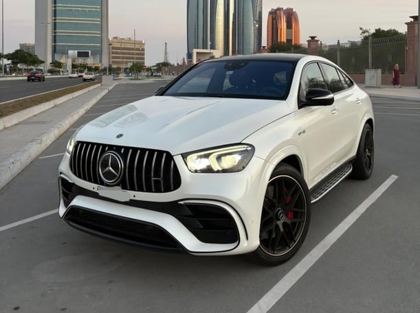 2021 مرسيدس GLE63 AMG S Biturbo V8 4.0L في أبوظبي 2021 مرسيدس GLE63 AMG S Biturbo V8 4.0L في أبوظبي