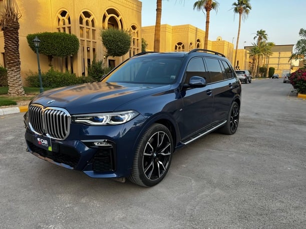 2022 بي ام دبليو X7 xDrive 40i Twin Power Turbo (M Kit) I6 3.0L في الرياض 2022 بي ام دبليو X7 xDrive 40i Twin Power Turbo (M Kit) I6 3.0L في الرياض