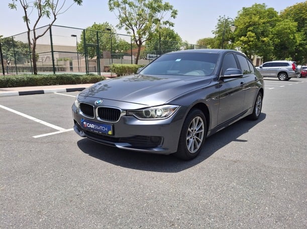 2015 بي ام دبليو 316 Twin Turbo I4 1.6L في دبي 2015 بي ام دبليو 316 Twin Turbo I4 1.6L في دبي