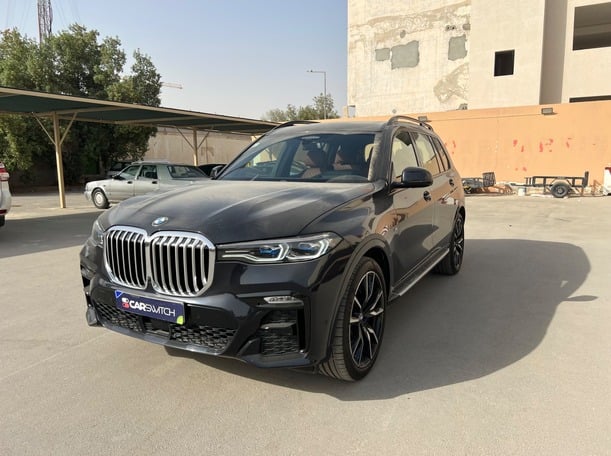 2022 BMW X7 xDrive 40i Twin Power Turbo (M Kit) I6 3.0L in Riyadh 2022 BMW X7 xDrive 40i Twin Power Turbo (M Kit) I6 3.0L in Riyadh