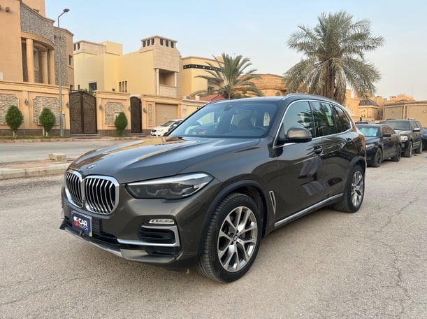2021 بي ام دبليو X5 xDrive 40i Twin Power Turbo I6 3.0L في الرياض 2021 بي ام دبليو X5 xDrive 40i Twin Power Turbo I6 3.0L في الرياض