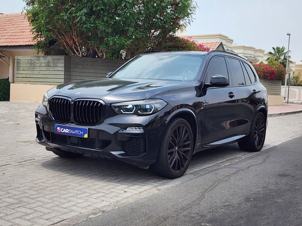 2022 بي ام دبليو X5 M - Sport XDrive 40i Special Edition I6 3.0L في دبي 2022 بي ام دبليو X5 M - Sport XDrive 40i Special Edition I6 3.0L في دبي