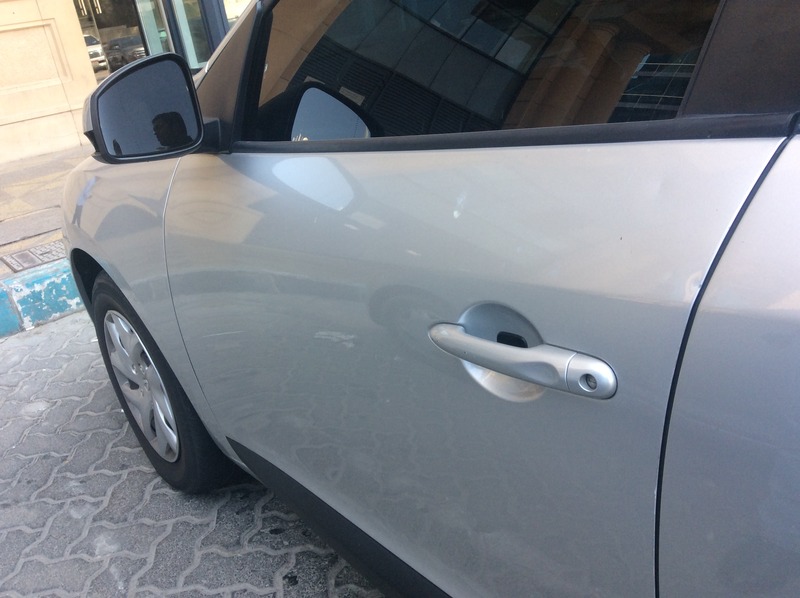 Used 2014 Renault Megane for sale in Abu Dhabi