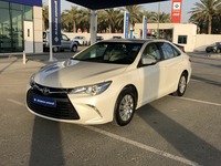 Used 2017 Toyota Camry for sale in Dubai