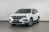 Used 2017 Honda Pilot for sale in Dubai