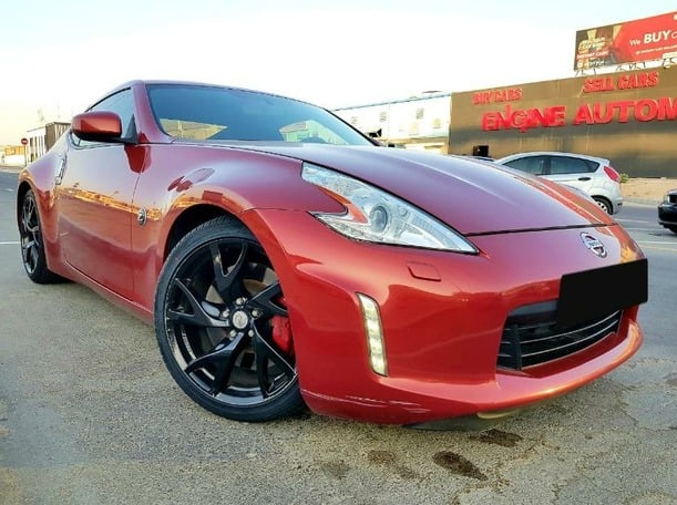 Used 2014 Nissan 370z for sale in Dubai