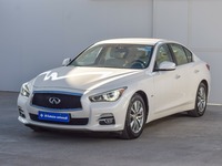 Used 2017 Infiniti Q50 for sale in Dubai