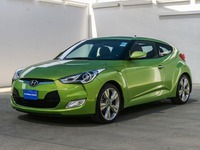 Used 2016 Hyundai Veloster for sale in Dubai