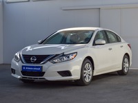 Used 2017 Nissan Altima for sale in Dubai