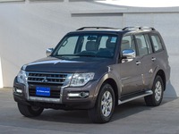 Used 2016 Mitsubishi Pajero for sale in Dubai