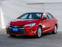 Used 2017 Toyota Camry for sale in Dubai