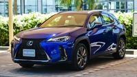 Used 2020 Lexus UX200 for sale in Dubai