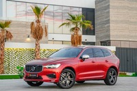 Used 2018 Volvo XC60 for sale in Dubai