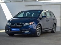 Used 2016 Honda Odyssey for sale in Dubai