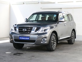 Used 2017 Nissan Patrol for sale in Dubai