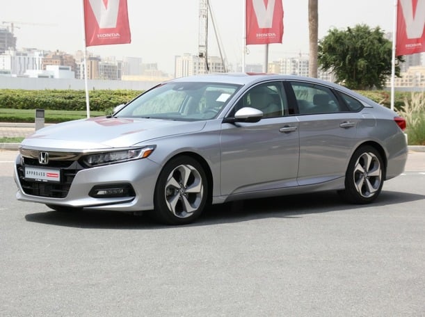 Used 2018 Honda Accord for sale in Abu Dhabi