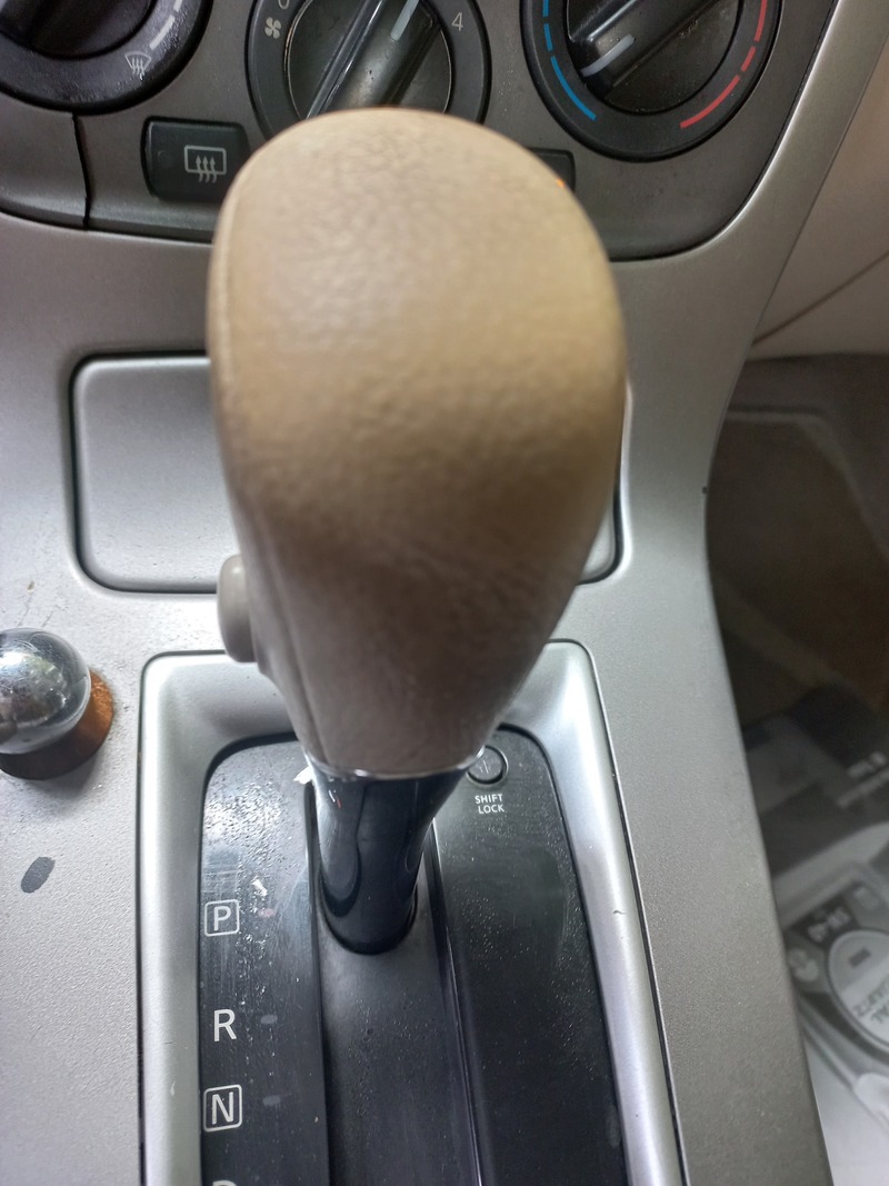 Used 2014 Nissan Sentra for sale in Ajman