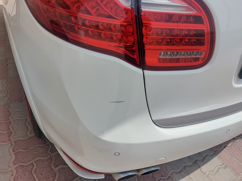 Used 2012 Porsche Cayenne S for sale in Abu Dhabi
