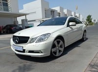 Used 2011 Mercedes E200 for sale in Dubai