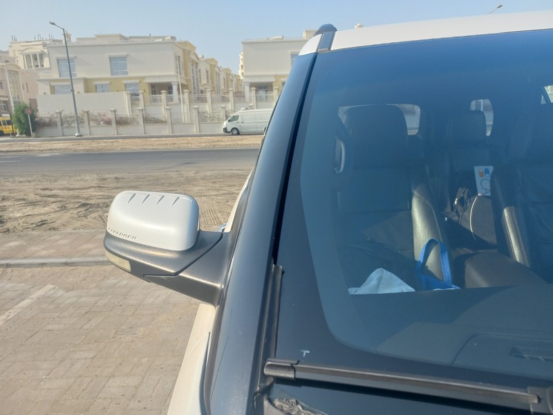Used 2014 Ford Explorer for sale in Abu Dhabi