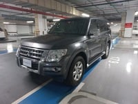 Used 2017 Mitsubishi Pajero for sale in Dubai