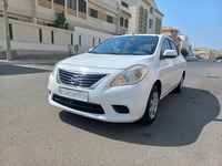 Used 2012 Nissan Sunny for sale in Abu Dhabi