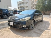 Used 2014 Kia Cerato Koup for sale in Ajman