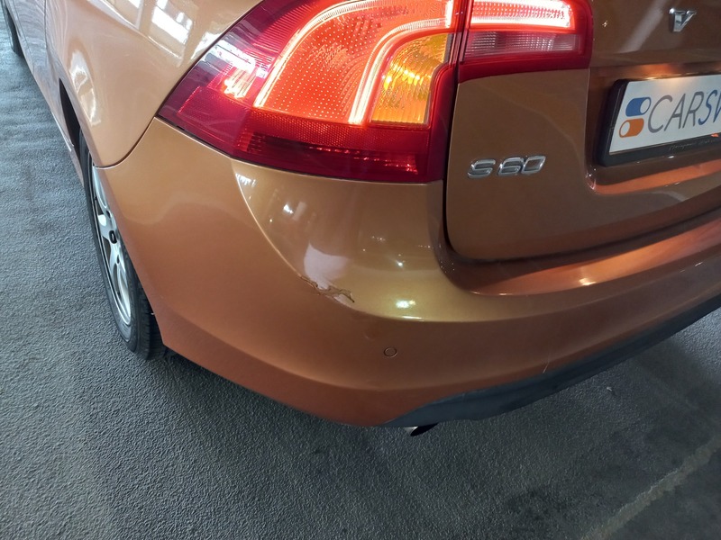 Used 2011 Volvo S60 for sale in Abu Dhabi