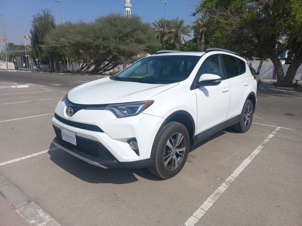 Used 2016 Toyota RAV 4 for sale in Al Ain