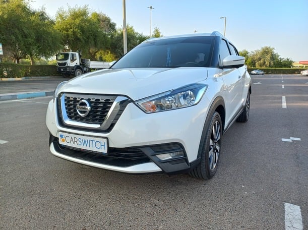 Used 2020 Nissan Kicks for sale in Abu Dhabi