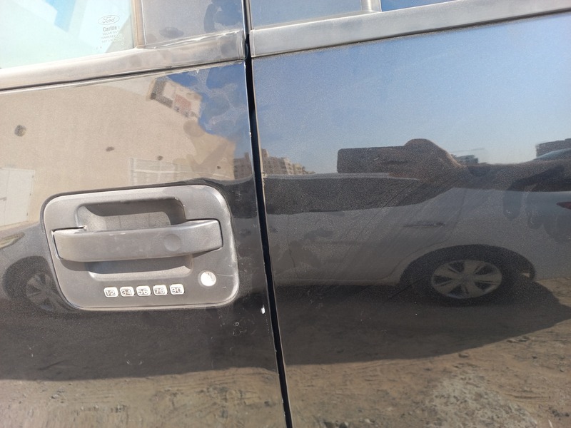 Used 2013 Ford F150 for sale in Dubai