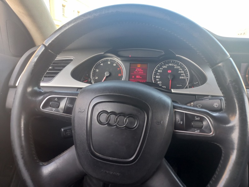 Used 2012 Audi A4 for sale in Abu Dhabi