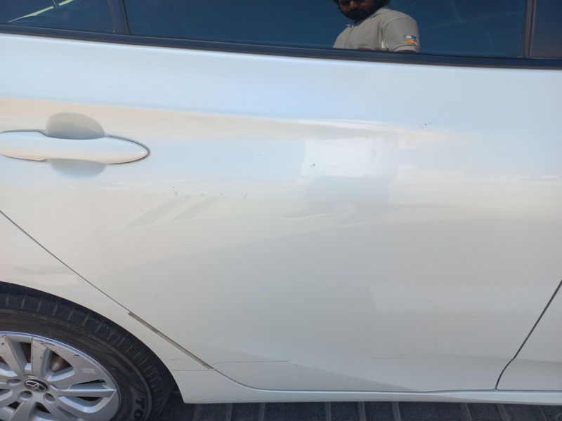 Used 2017 Toyota Prius for sale in Ajman
