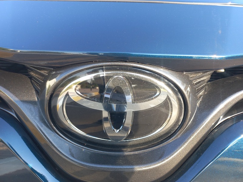 Used 2019 Toyota Camry for sale in Al Ain