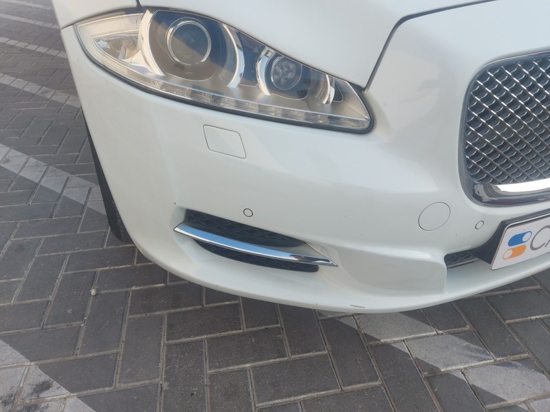 Used 2015 Jaguar XJ for sale in Dubai