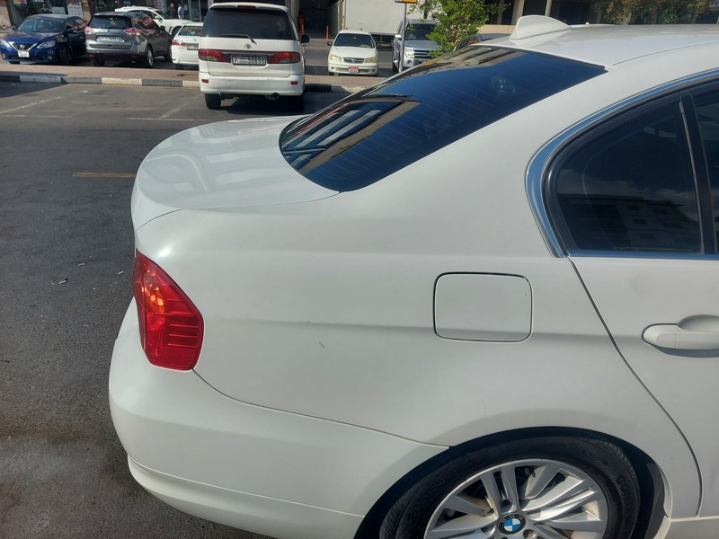 Used 2010 BMW 323 for sale in Dubai