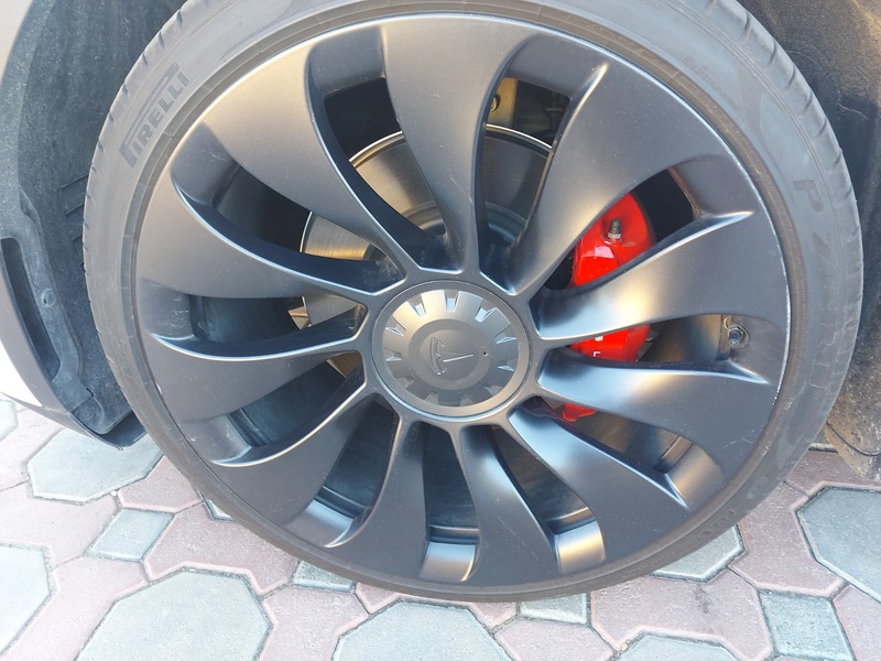 Used 2022 Tesla Model Y for sale in Dubai
