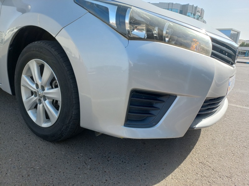Used 2016 Toyota Corolla for sale in Abu Dhabi