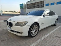 Used 2009 BMW 750 for sale in Sharjah