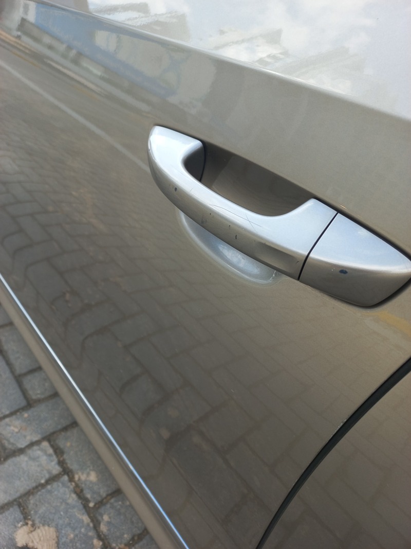 Used 2015 Volkswagen Passat for sale in Abu Dhabi
