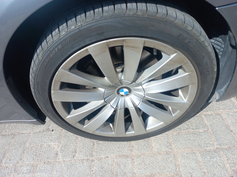 Used 2011 BMW 730 for sale in Abu Dhabi