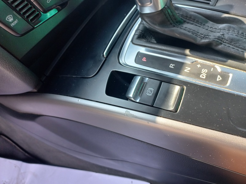 Used 2014 Audi A4 for sale in Dubai