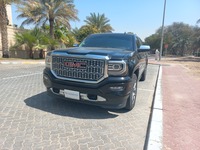 Used 2016 GMC Sierra for sale in Abu Dhabi