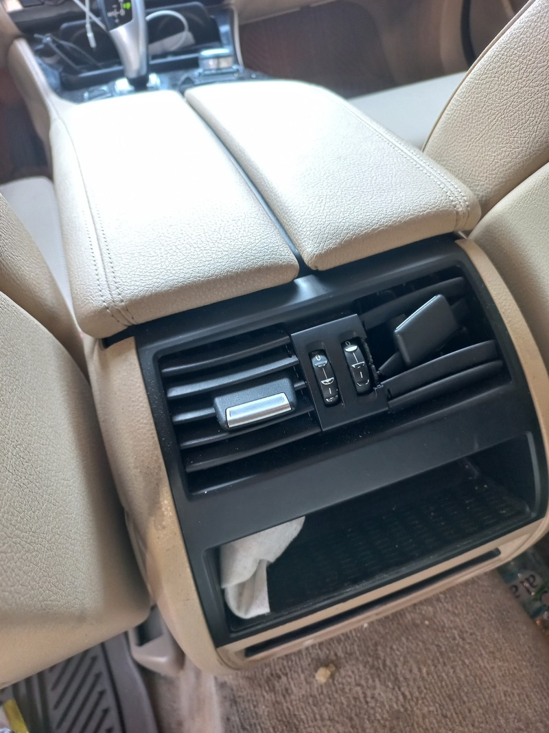 Used 2013 BMW 520 for sale in Dubai