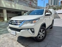 Used 2018 Toyota Fortuner for sale in Abu Dhabi