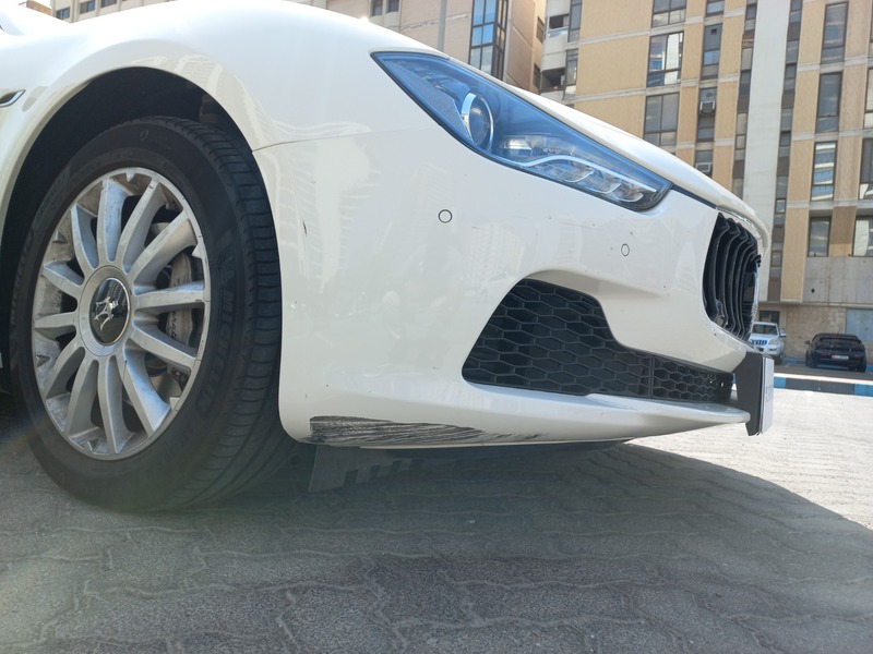 Used 2017 Maserati Ghibli for sale in Abu Dhabi