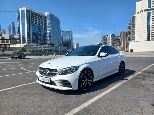 Used 2019 Mercedes C200 for sale in Dubai