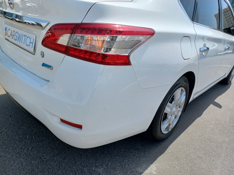 Used 2017 Nissan Sentra for sale in Abu Dhabi