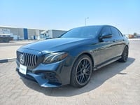 Used 2018 Mercedes E300 for sale in Dubai