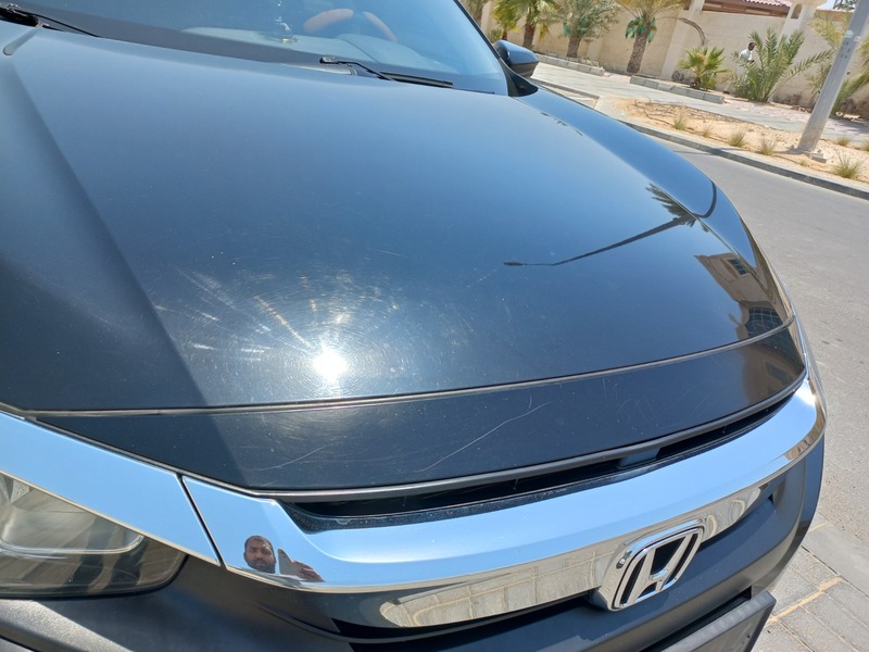 Used 2019 Honda Civic for sale in Abu Dhabi